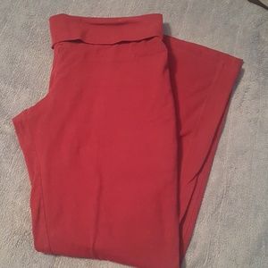 Maroon yoga pants with design on back